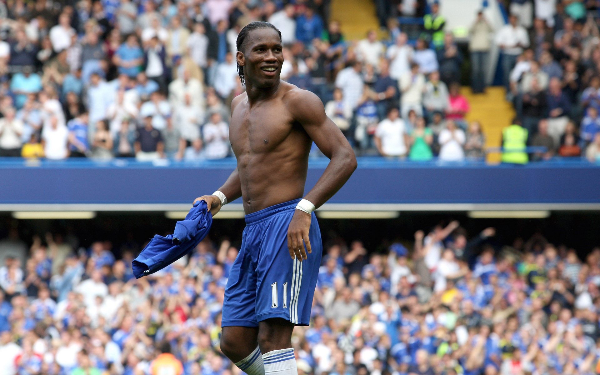 九游jiuyou-曼联前锋拉什福德迎来神奇进球，球迷惊呼，拉什福德晒曼联训练照