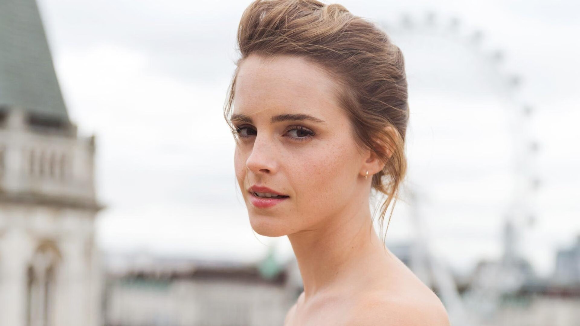 法兰克福备战与弗赖堡的比赛，期待取得胜利，法兰克福比赛视频聚胜顽球汇