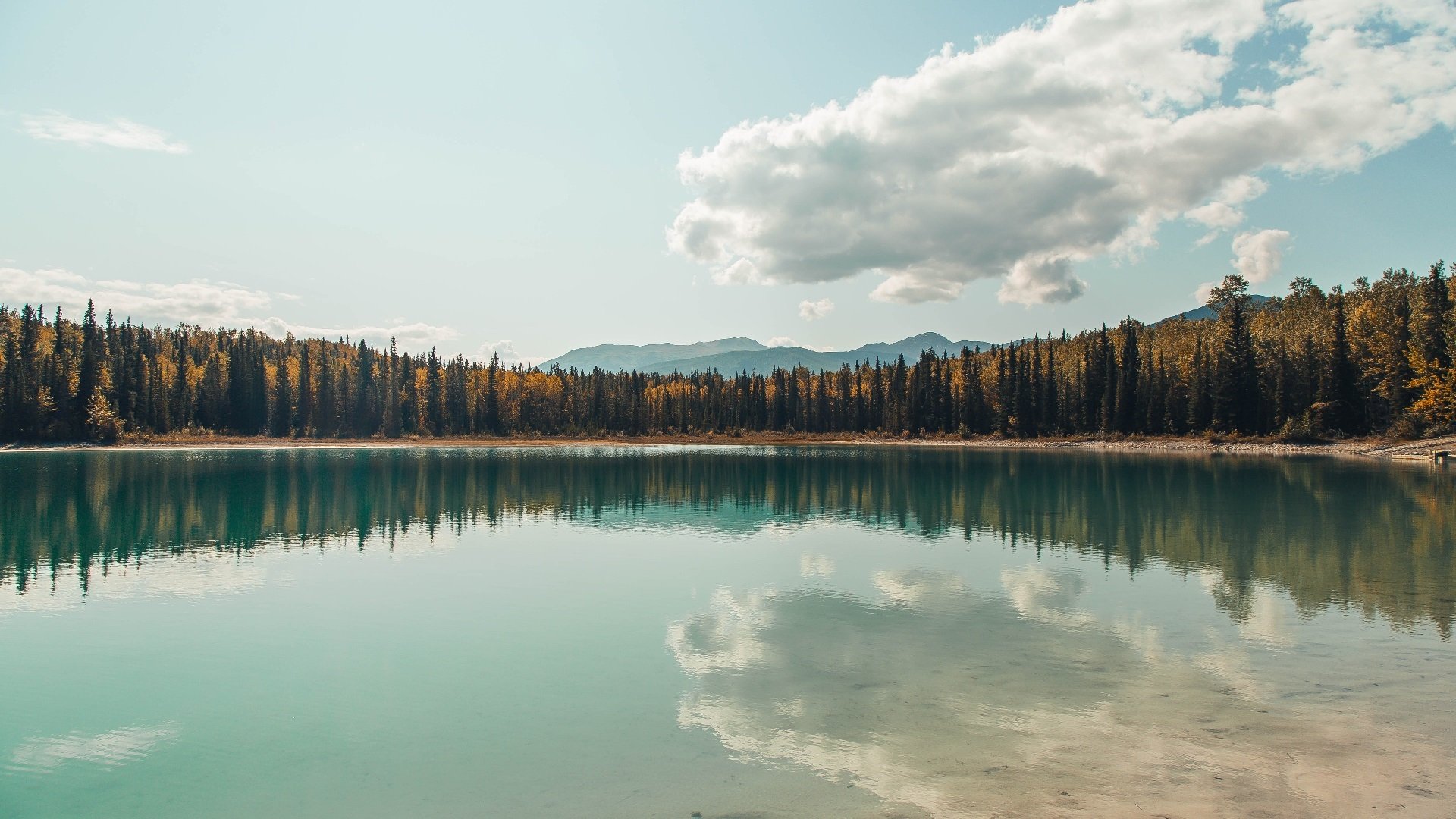 九游（jiuyou.com）游戏-西甲至尊对决：进攻与防守的极致较量，西甲争冠分析